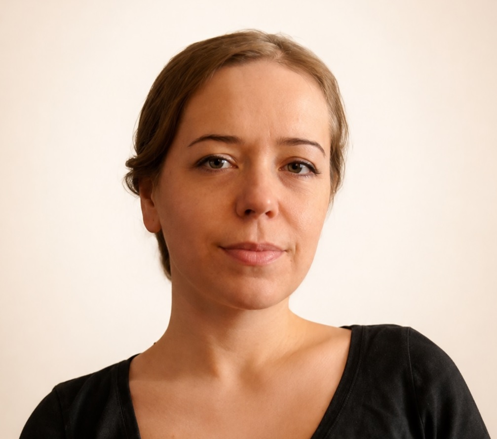 Portrait of Vladka Sokolova, freelance linguistic validation project manager
